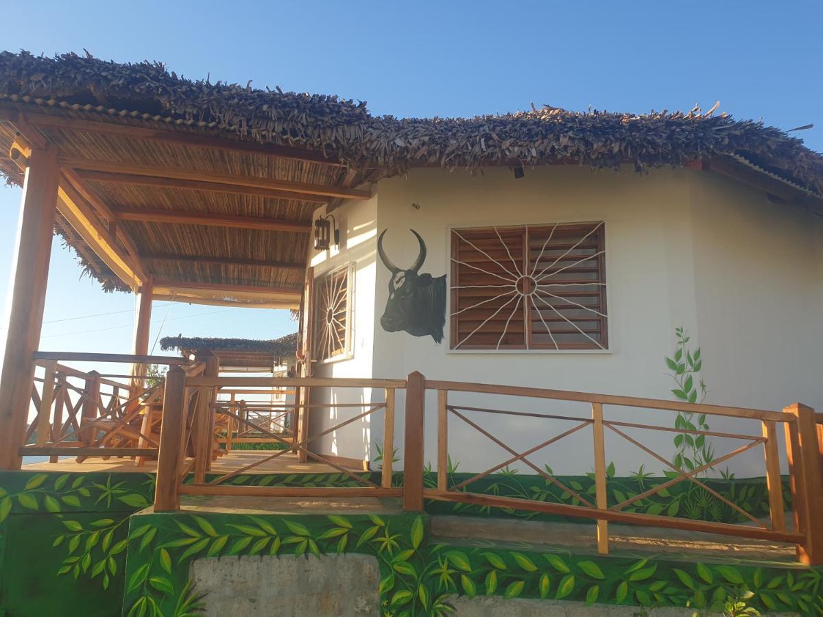 Villa Nosy Detente Luaran gambar